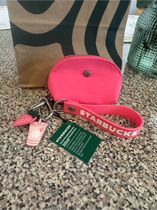 Starbucks Handbags - 🍓NWT💖 Starbucks Hot Pink Wristlet Keychain Pouch with Strawberry & Cup Charms 🧋